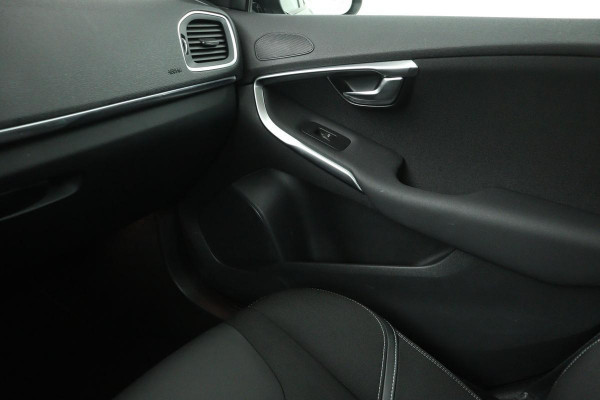 Volvo V40 2.0 T2 Nordic+ | Navigatie | Full LED | Stoelverwarming | Bluetooth | PDC | Half leder | Climate control