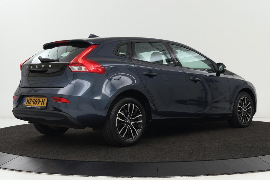 Volvo V40 2.0 T2 Nordic+ | Navigatie | Full LED | Stoelverwarming | Bluetooth | PDC | Half leder | Climate control