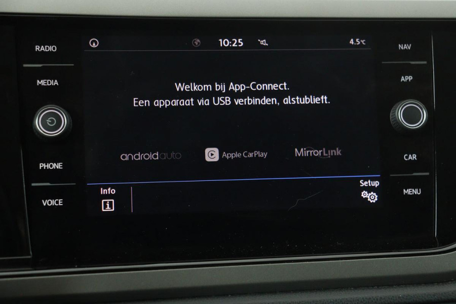 Volkswagen Polo 1.0 TSI Comfortline | Virtual cockpit | Carplay | Adaptive cruise | Climate control | Navigatie | PDC | Bluetooth