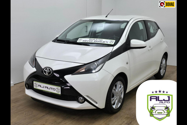 Toyota Aygo Occasion met parkeercamera en weinig km | Tweedehands Toyota Aygo compleet dealeronderhouden | Cruisecontrol | X play