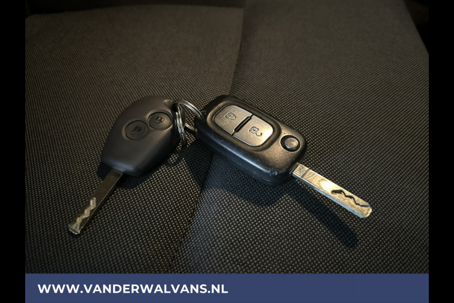 Renault Master 2.3 dCi 136pk L2H2 Euro6 Airco | Camera | Navigatie | Cruisecontrol | LED 2500kg Trekhaak, Parkeersensoren, Bijrijdersbank