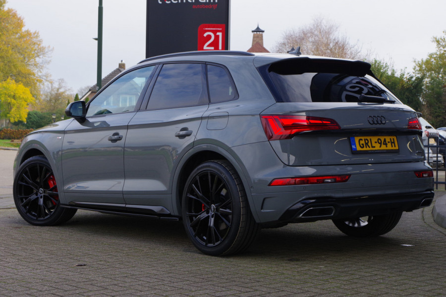 Audi Q5 55 TFSIe 367 PK S-edition Competition PHEV, Luchtvering, Leder, Panoramadak, Elek. Trekhaak