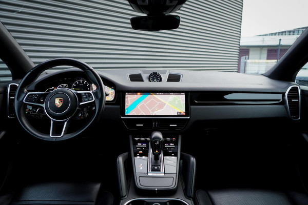 Porsche Cayenne Coupé 3.0 E-Hybrid / Pano / Bose / Sportstoel / Luchtvering / 22'' / Adaptive Cruise Control