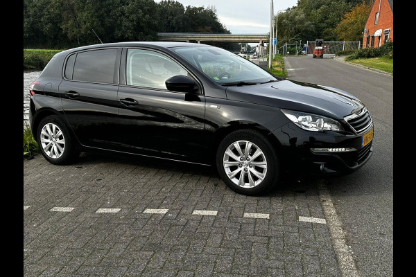 Peugeot 308 1.2 PureTech Style panodak trekhaak