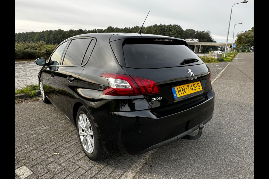 Peugeot 308 1.2 PureTech Style panodak trekhaak