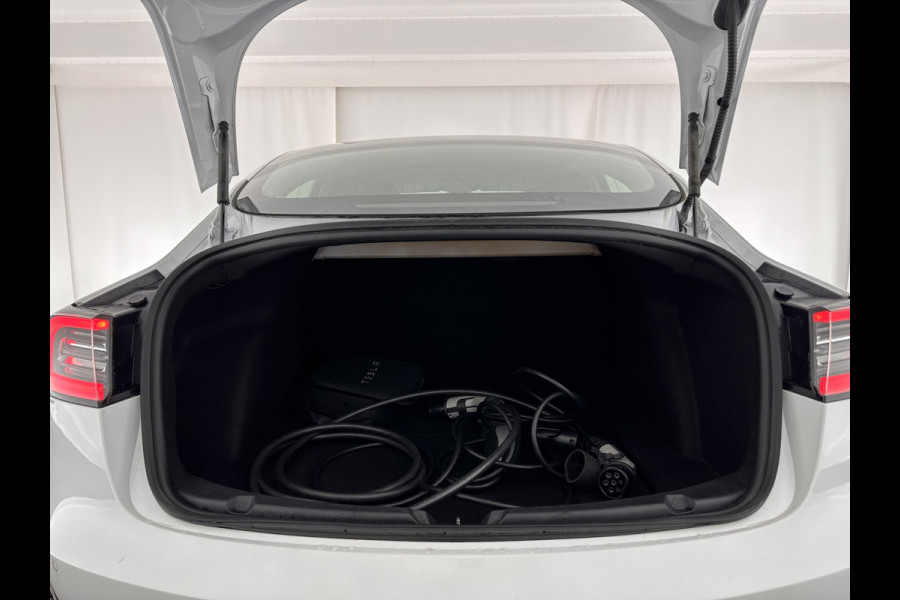 Tesla Model 3 Standard RWD Plus 60 kWh [ 3-Fase ] *PANO | AUTO-PILOT | NAPPA-LEATHER | KEYLESS | FULL-LED | MEMORY-PACK | SURROUND-VIEW | DAB | APP-CONNECT | DIGI-COCKPIT | LANE-ASSIST | COMFORT-SEATS | 18"ALU*