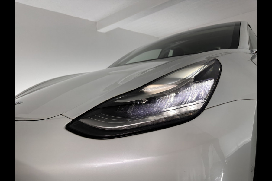 Tesla Model 3 Standard RWD Plus 60 kWh [ 3-Fase ] *PANO | AUTO-PILOT | NAPPA-LEATHER | KEYLESS | FULL-LED | MEMORY-PACK | SURROUND-VIEW | DAB | APP-CONNECT | DIGI-COCKPIT | LANE-ASSIST | COMFORT-SEATS | 18"ALU*