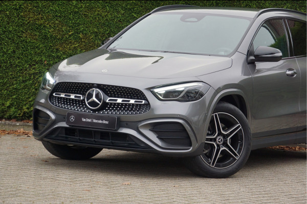 Mercedes-Benz GLA GLA 250 e AMG Line | Distronic Burmester Keyless Night Multibeam