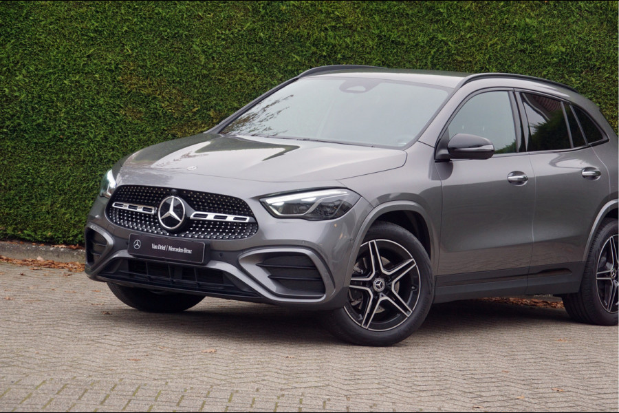 Mercedes-Benz GLA GLA 250 e AMG Line | Distronic Burmester Keyless Night Multibeam