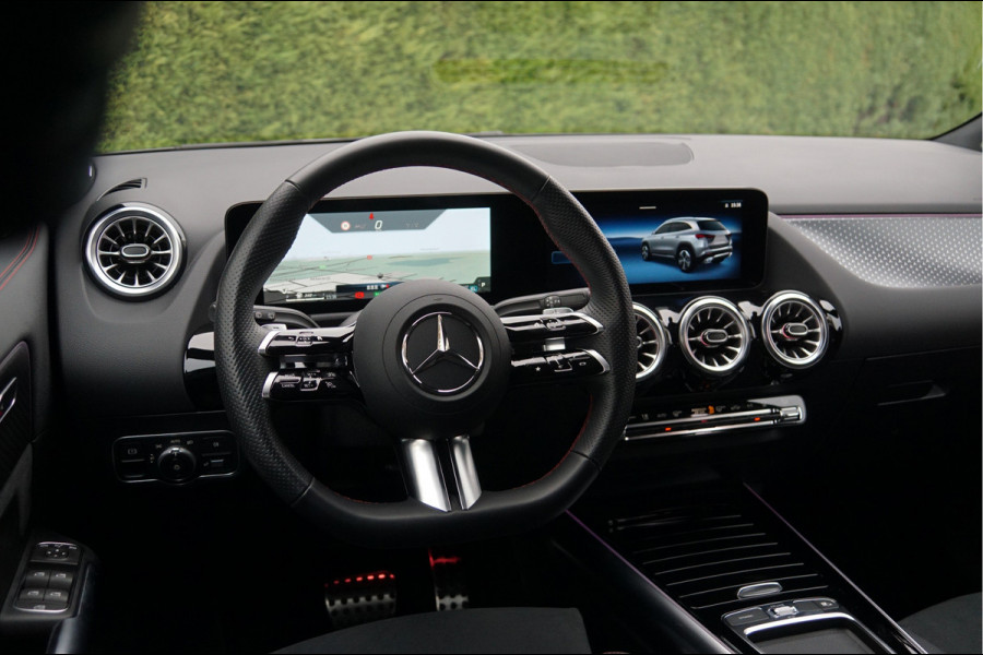 Mercedes-Benz GLA GLA 250 e AMG Line | Distronic Burmester Keyless Night Multibeam