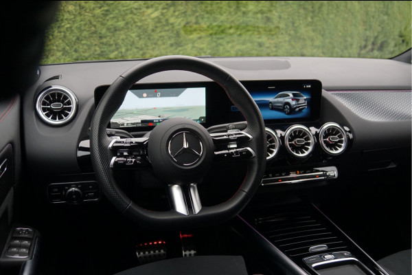 Mercedes-Benz GLA GLA 250 e AMG Line | Distronic Burmester Keyless Night Multibeam