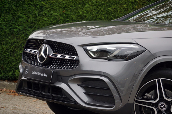 Mercedes-Benz GLA GLA 250 e AMG Line | Distronic Burmester Keyless Night Multibeam