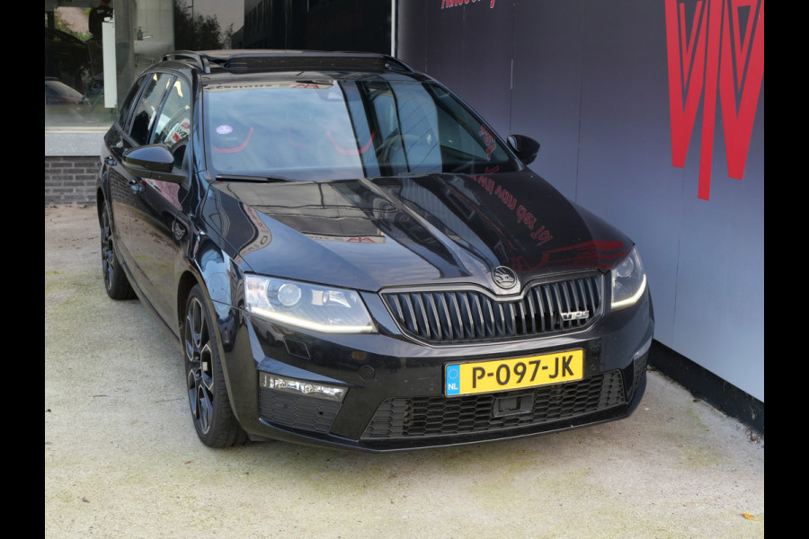 Škoda Octavia Combi 2.0 TSI RS 230 SPORT | AUTOMAAT | PANORAMA | A.C.C. | CARPLAY | ALL-IN!!