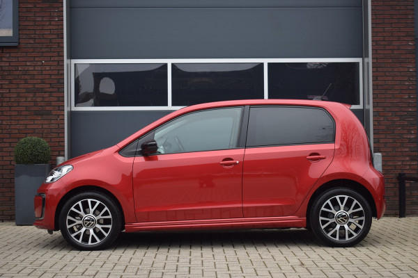 Volkswagen e-Up! Style Plus | Camera | Cruise | 16"