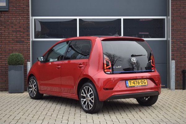 Volkswagen e-Up! Style Plus | Camera | Cruise | 16"