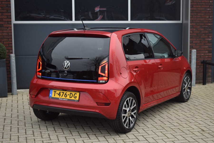 Volkswagen e-Up! Style Plus | Camera | Cruise | 16"