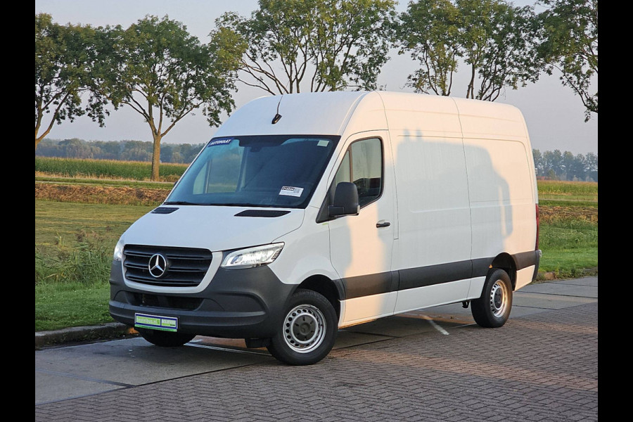 Mercedes-Benz Sprinter 317 1.9 CDI L2H2 LED Automaat 170Pk RWD Mbux Airco Euro6!