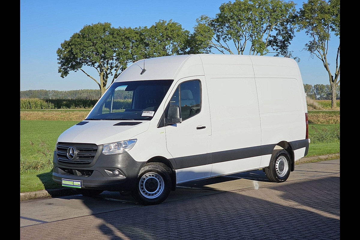 Mercedes-Benz Sprinter 319 3.0 CDI L2H2 EURO VI-D V6, 3.5T Trekhaak, Camera, Airco, Cruise Control, Navi, Mbux,