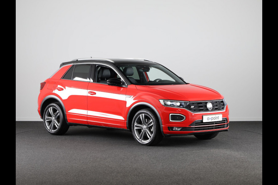 Volkswagen T-Roc 1.5 TSI Sport 150pk DSG (Automaat)| Parkeersensoren | Navigatie | Climate control |Elect.Achterklep |