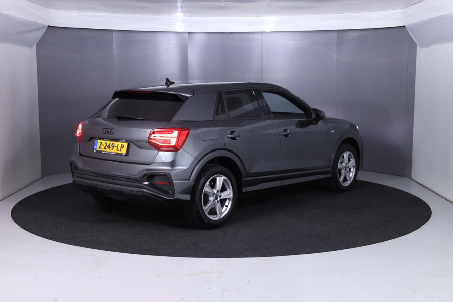 Audi Q2 35 TFSI S Edition 150 pk S-tronic | Verlengde garantie | Navigatie | Parkeersensoren achter | Adaptieve cruise control | Stoelverwarming | S-Line |