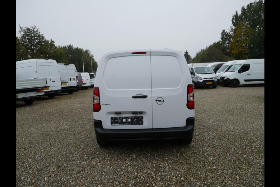 Opel Combo 1.5 BlueHDi 130PK, L1, Automaat, Airco, Nieuw 02 stuks op voorraad