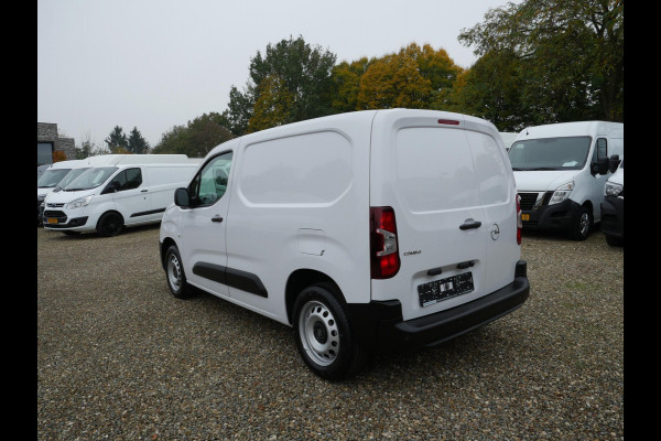 Opel Combo 1.5 BlueHDi 130PK, L1, Automaat, Airco, Nieuw 02 stuks op voorraad