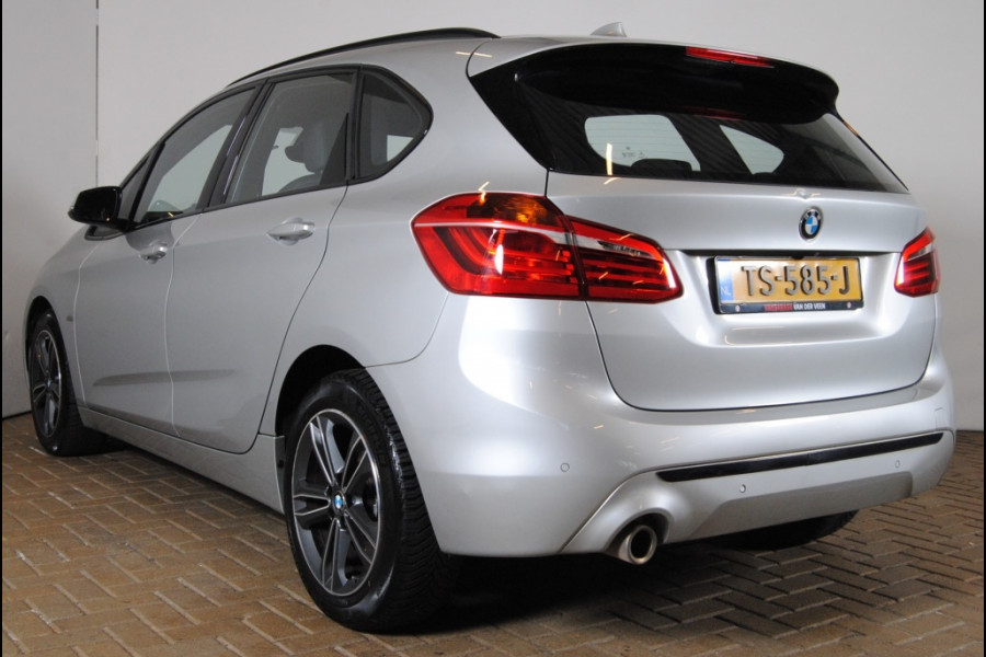 BMW 2 Serie Active Tourer || 6 maanden 218i Ex. Launch Ed. Luxury Line