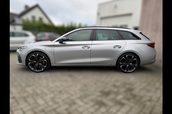 CUPRA Leon Sportstourer 1.4 e-Hybrid VZ Business PHEV / CAMERA / CARPLAY / STOEL & STUURVERW.