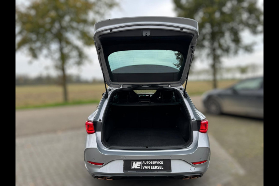 CUPRA Leon Sportstourer 1.4 e-Hybrid VZ Business PHEV / CAMERA / CARPLAY / STOEL & STUURVERW.