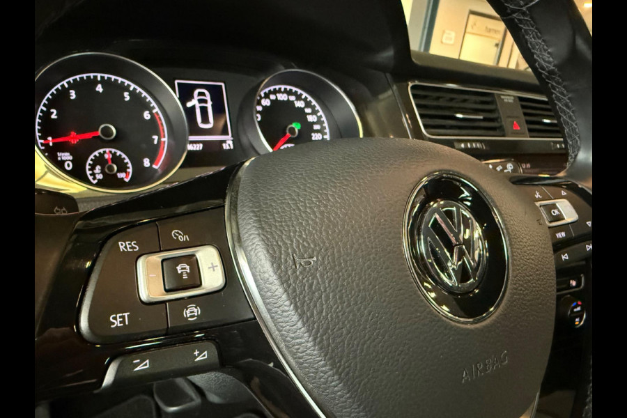 Volkswagen GOLF Variant 1.0 TSI Automaat Comfortline CarPlay, Adaptive Cruise Control, Climate Control