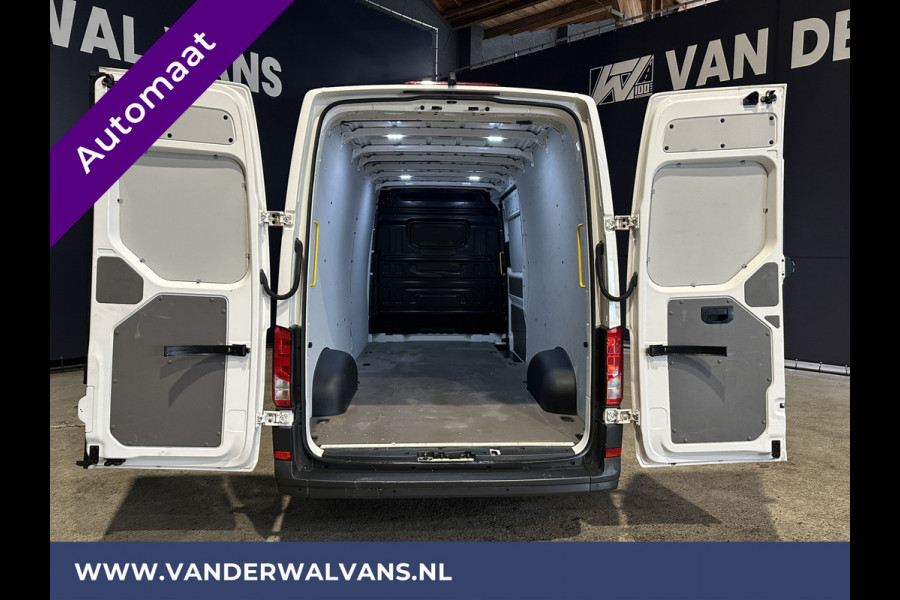 Volkswagen Crafter 2.0 TDI 141pk Automaat L4H3 L3H2 Euro6 Airco | Camera | Apple Carplay Android Auto, Cruisecontrol, Stoelverwarming, Parkeersensoren, Bijrijdersbank