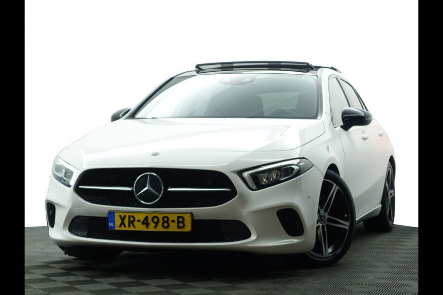 Mercedes-Benz A-Klasse 220 AMG Night Edition Aut- Panoramadak I Leer I Widescreen I Carplay I Camera I