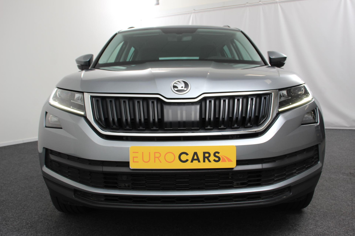 Škoda Kodiaq 1.5 TSI 150pk DSG Ambition 7persoons | Navigatie | Climate Control | Cruise control adaptief | Camera | Parkeer sensoren | Lichtmetalen Velgen