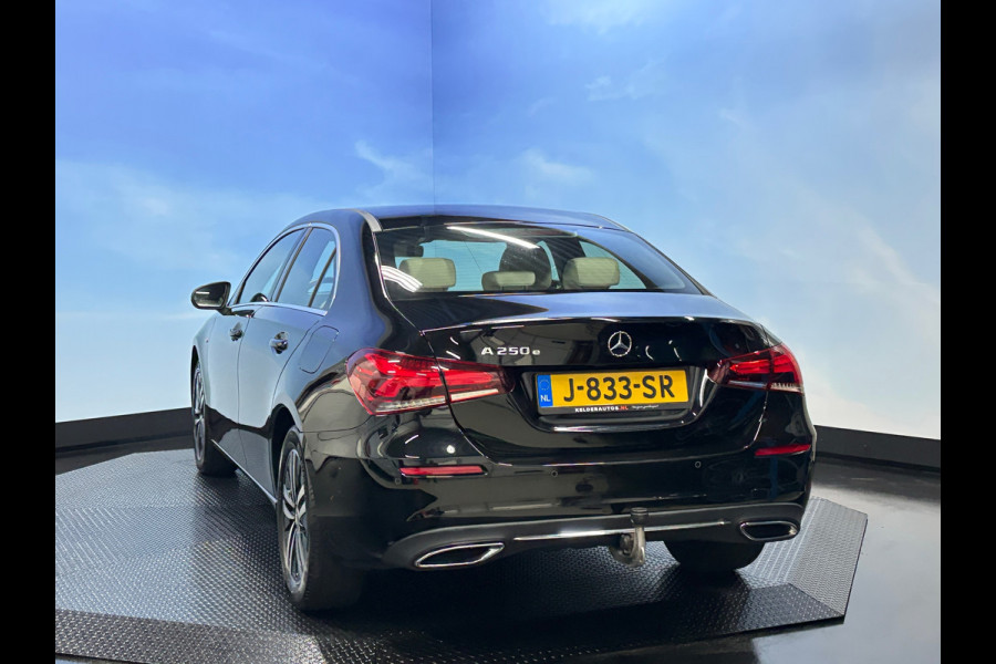 Mercedes-Benz A-Klasse 250 e Business Solution Luxury Limited Navi | Clima | Sfeerverlichting | Camera |Leer