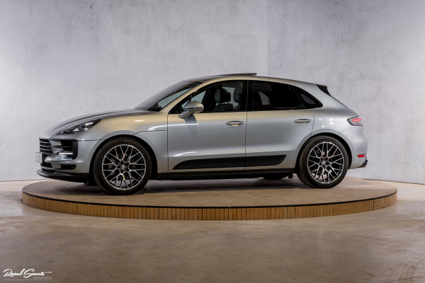 Porsche Macan 2.0 | SportChrono | Luchtvering | Spyder wielen | Memory stoelen | Stoelverw/koeling |