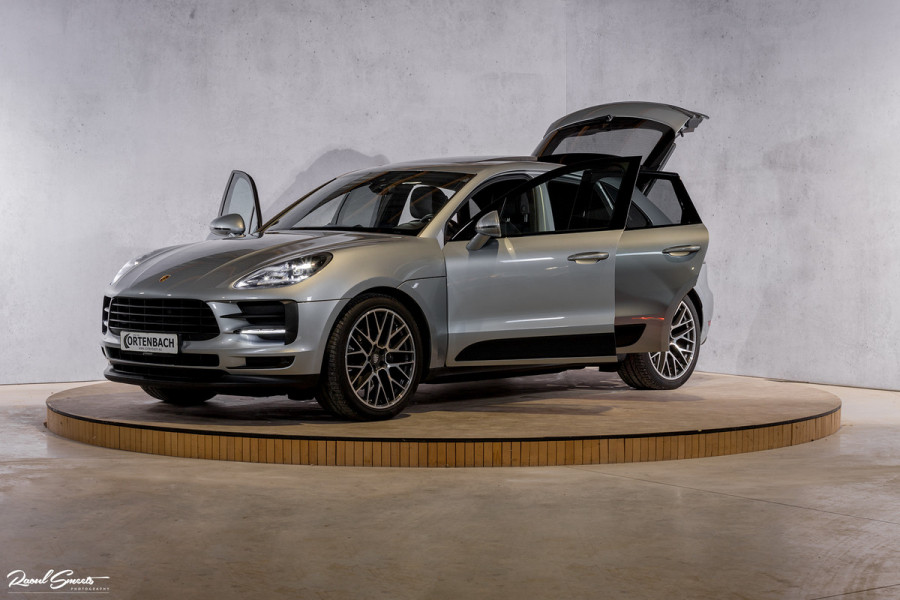 Porsche Macan 2.0 | SportChrono | Luchtvering | Spyder wielen | Memory stoelen | Stoelverw/koeling |