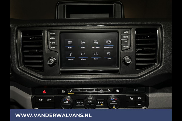 Volkswagen Crafter 2.0 TDI 177pk L3H3 L2H2 Euro6 Airco | 3000kg Trekhaak | Camera | Apple Carplay | Cruisecontrol Android Auto, Chauffeursstoel, Parkeersensoren, Bijrijdersbank