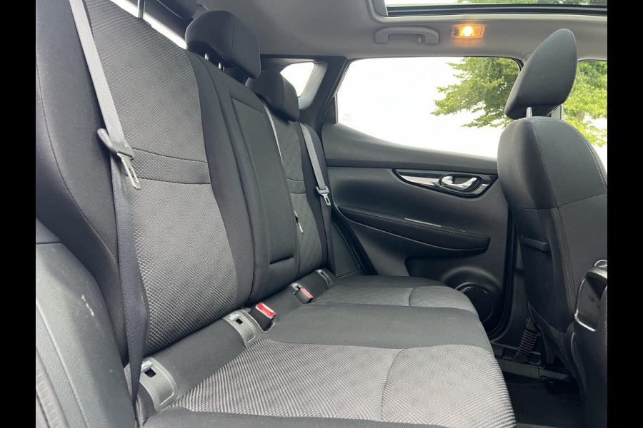 Nissan QASHQAI 1.2 N-Connecta 1e Eigenaar,Navi,Clima,Pano,Camera,Cruise,Trekhaak,Keyless,N.A.P,Nieuwe Apk bij Aflevering