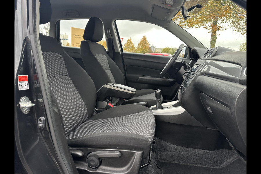 Suzuki Vitara 1.6 Comfort Airco,Trekhaak,Bluetooth,N.A.P,Nieuwe APK bij Aflevering