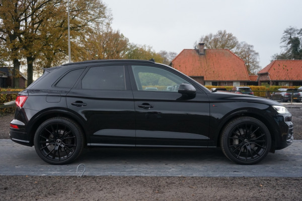 Audi Q5 55 TFSIe Competition 367PK