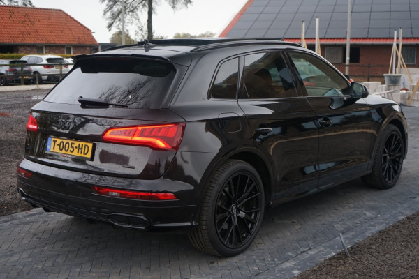 Audi Q5 55 TFSIe Competition 367PK