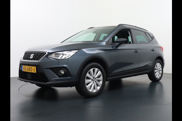 Seat Arona 1.0 TSI Navi LMV 16" ECC Trekhaak Apple Android PDC DAB Cruise Control LED Dagrijverlichting LED Achterlichten Privacy Glass Key Style Business Intense