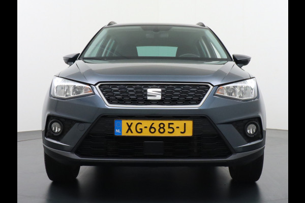 Seat Arona 1.0 TSI Navi LMV 16" ECC Trekhaak Apple Android PDC DAB Cruise Control LED Dagrijverlichting LED Achterlichten Privacy Glass Key Style Business Intense