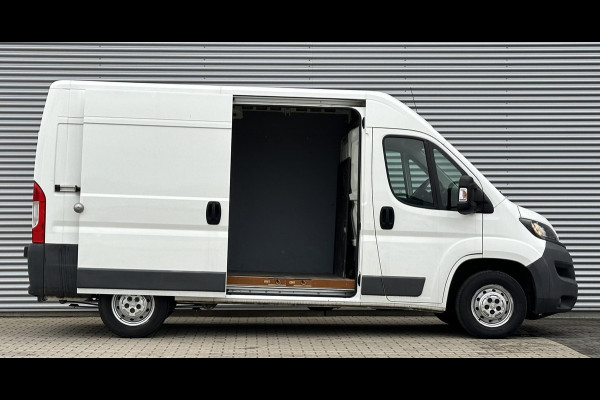 Peugeot Boxer 2.2 HDI L2H2 Trekhaak airco