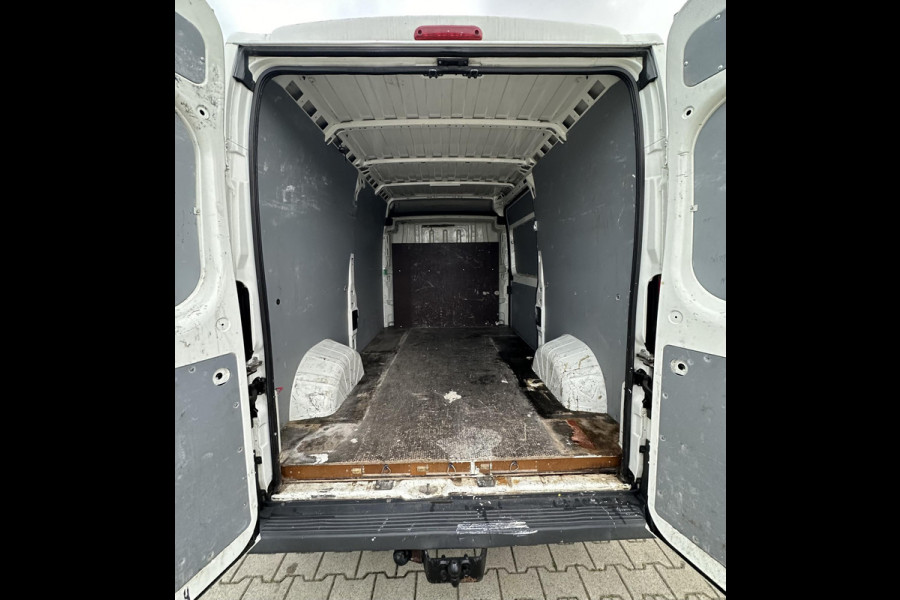 Peugeot Boxer 2.2 HDI L2H2 Trekhaak airco