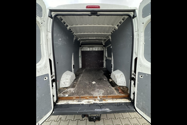 Peugeot Boxer 2.2 HDI L2H2 Trekhaak airco