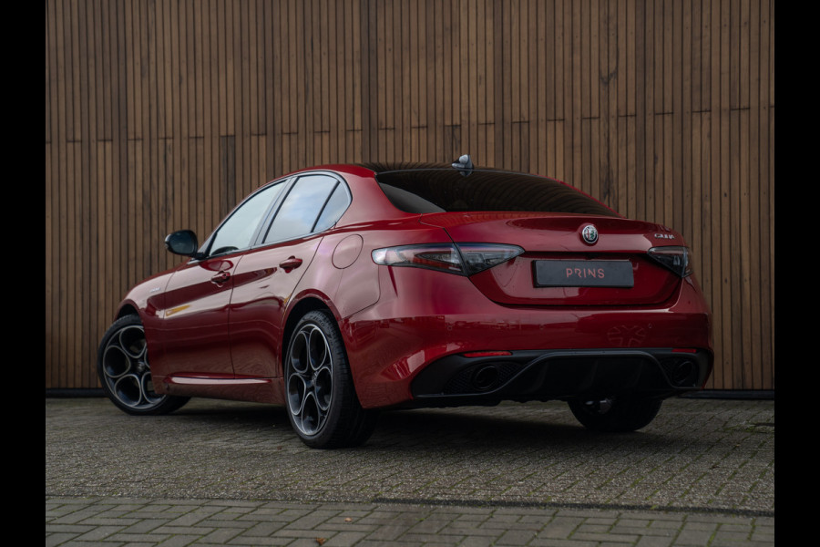 Alfa Romeo Giulia 2.2 JTDM 240pk Veloce | Full option | Panoramadak | Matrix-led | H&K Hifi | Carplay