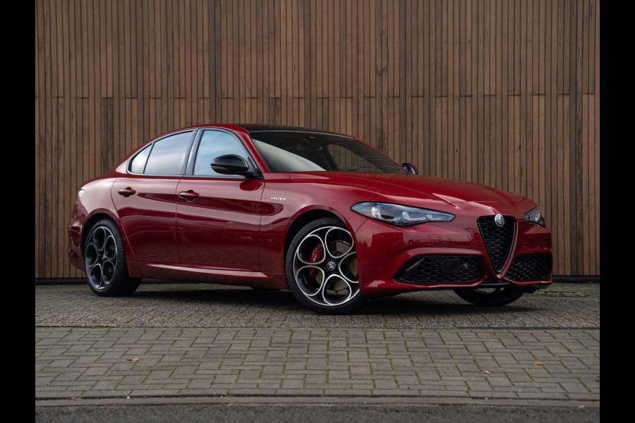 Alfa Romeo Giulia 2.2 JTDM 240pk Veloce | Full option | Panoramadak | Matrix-led | H&K Hifi | Carplay