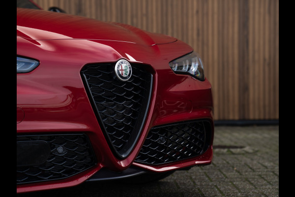 Alfa Romeo Giulia 2.2 JTDM 240pk Veloce | Full option | Panoramadak | Matrix-led | H&K Hifi | Carplay