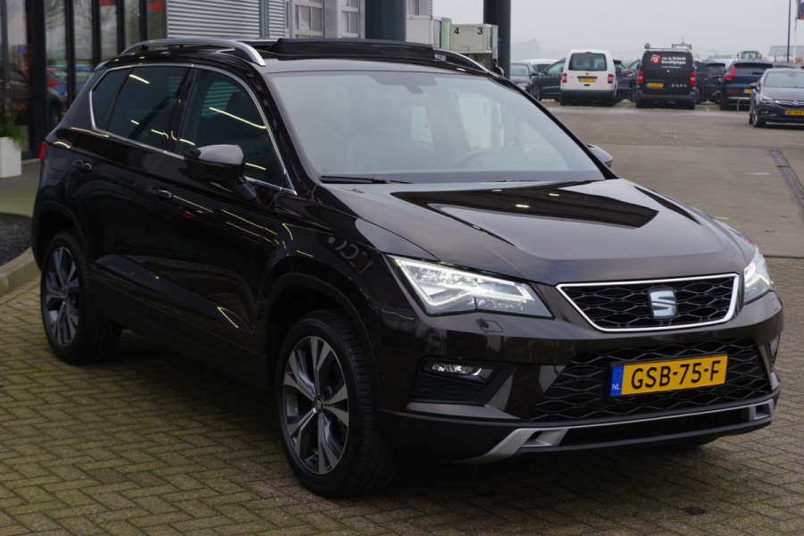 Seat Ateca 1.5 TSI 150 PK Automaat Xcellence, Panoramadak, Digitale Cockpit, Keyless, Stoelverwarming